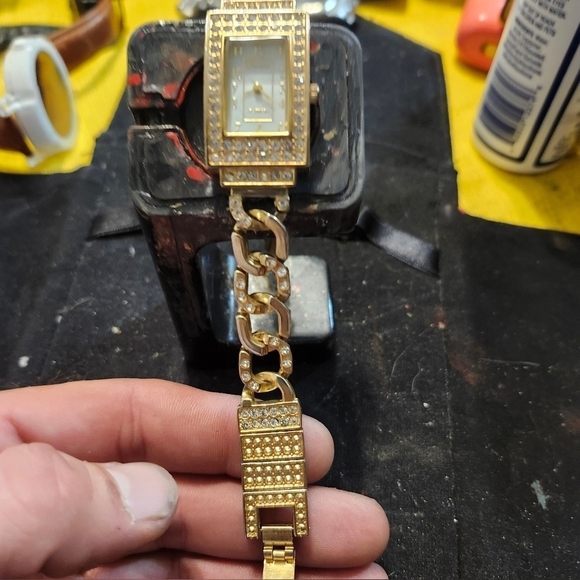 VINTAGE Geneva Platinum Goldtone ICED out Tank Watch!!!!!! main image 13